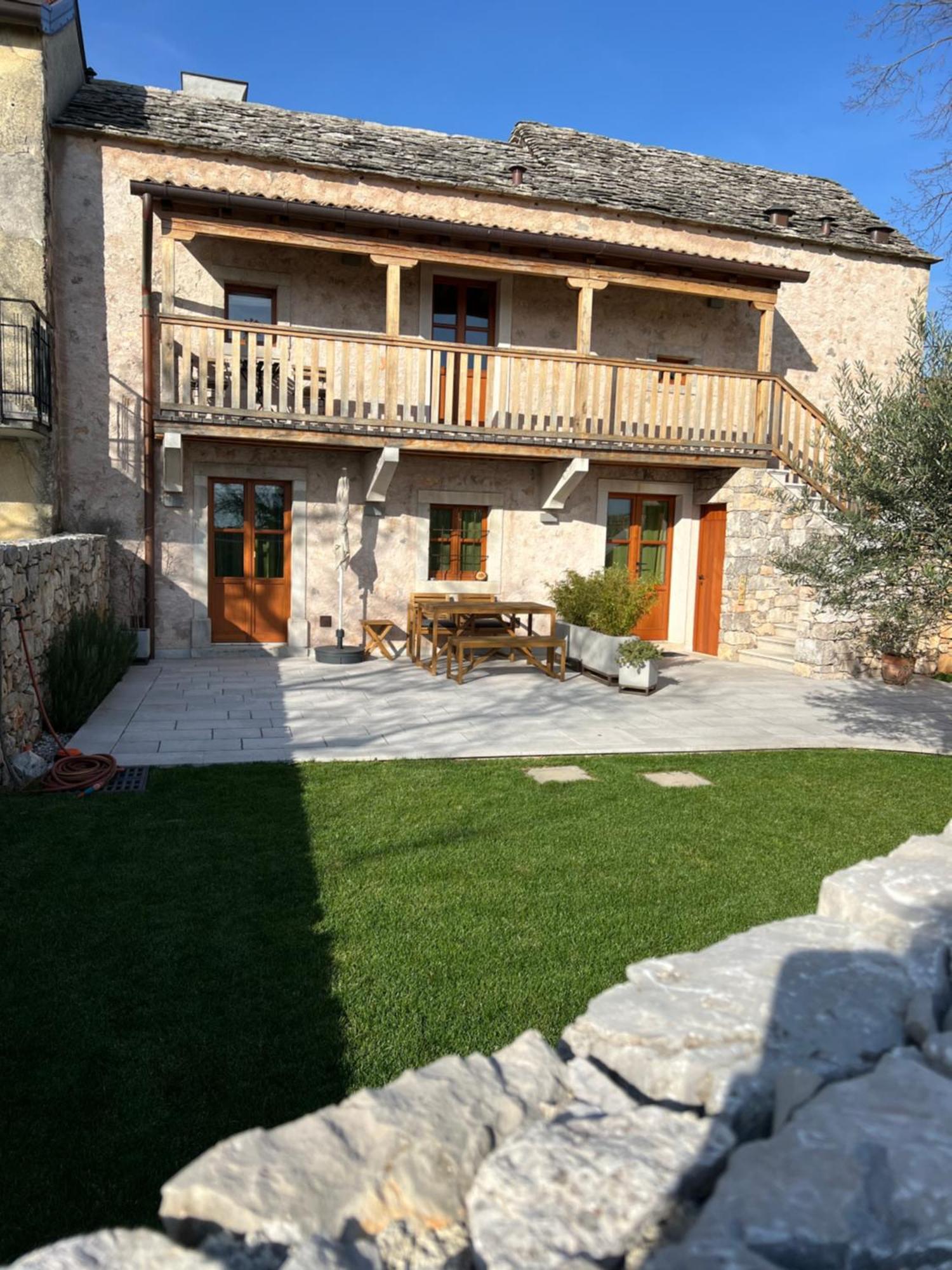 Appartamenti Minerva San Pelagio Экстерьер фото